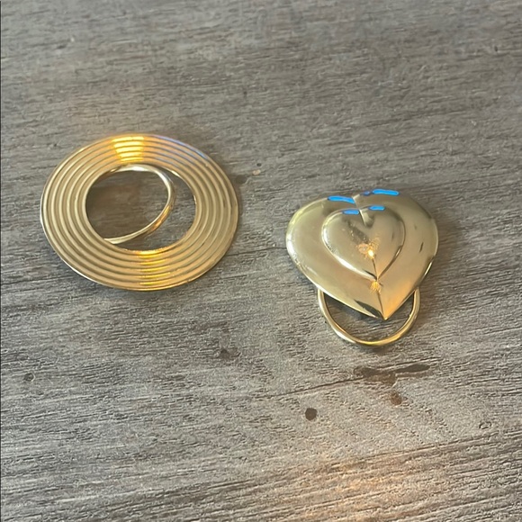 Set of Vintage Scarf Clips, Gold Tone Heart and Circle Design - Picture 1 of 6